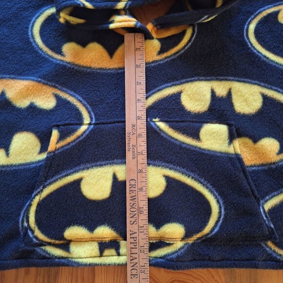 Handmade Batman Kids Fleece Poncho With Hood & Pocket Car Seat Black Yellow - Picture 7 of 11